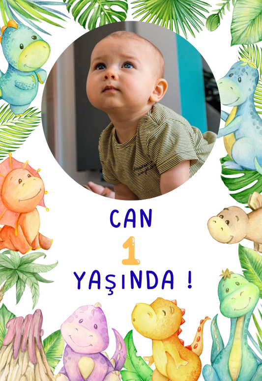 Kişiye Özel Resimli Doğum Günü Magneti - Sevimli Dinozorlar ve Tropikal Orman